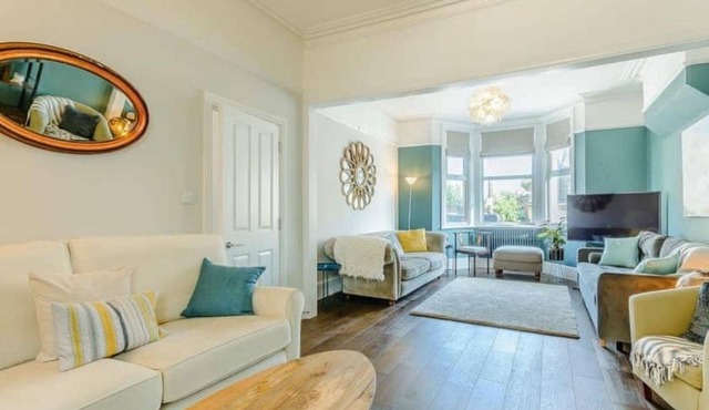 Walpole House sleeps 19-24