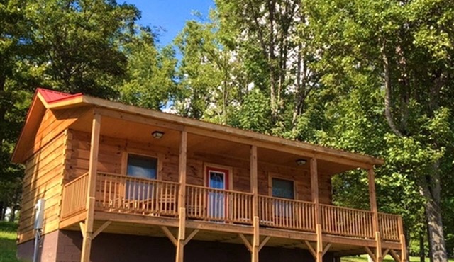 Welcoming Cabin Rental with Modern Amenities in Blue Ridge Mountains, North Carolina