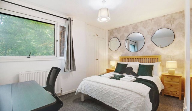 Westminster 2-Bed Flat Near Victoria Station