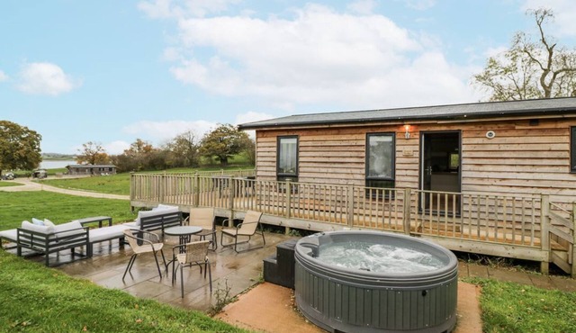 Willow Lodge, Abbots Bromley