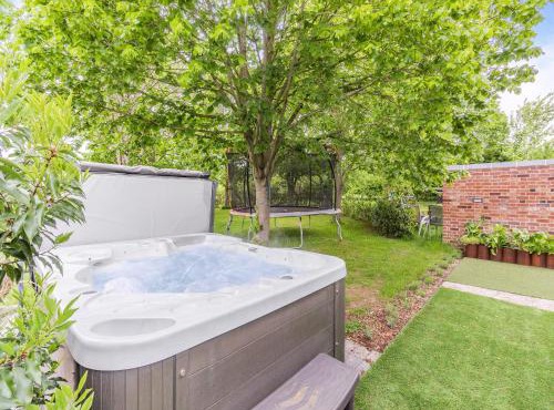 Willow Loft - Uk49479