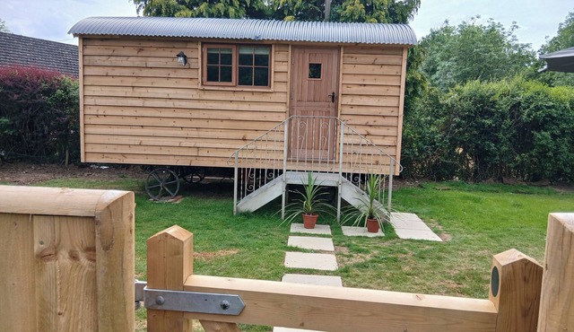 WOODIE, pet friendly, with a garden in Clee Hill