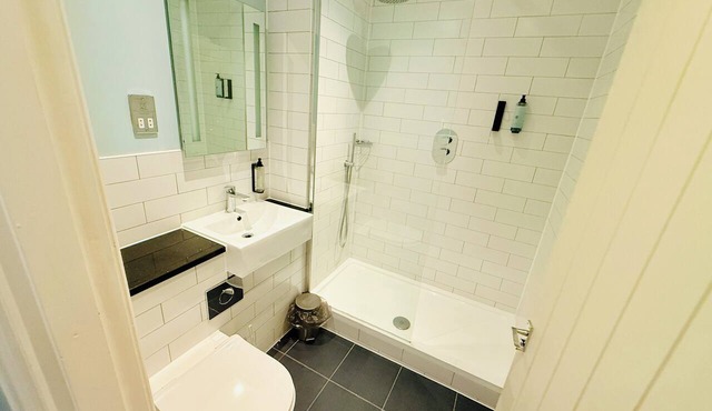 Wrexham Llyndir Hotel by Belvilla