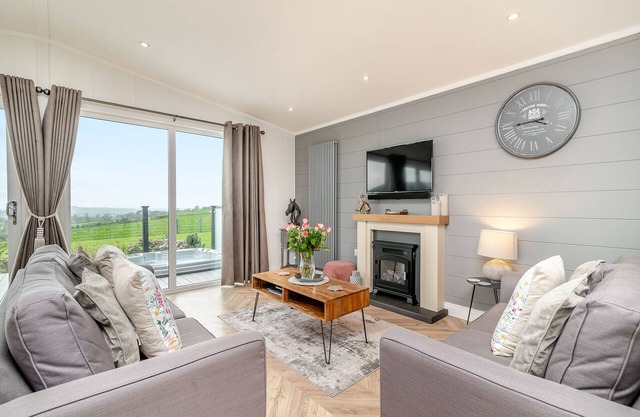Accommodation Midsomer East Compton 