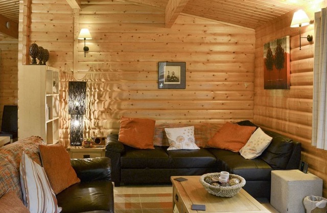 3 bedroom accommodation in Kenwick, near Louth