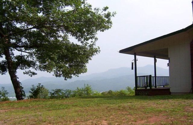 Slice Of Smokey Mountain Heaven 