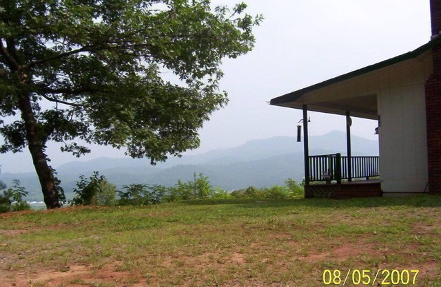 A Little Slice of Smokey Mtn. Heaven - with WIFI