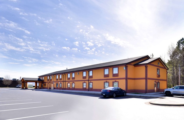 Americas Best Value Inn & Suites Albemarle