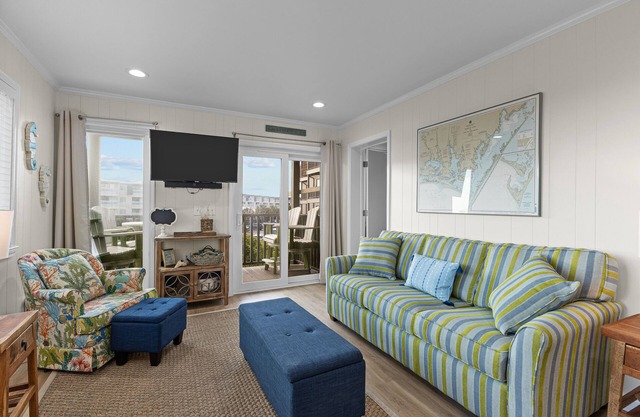 Beautifully remodeled oceanfront condo with lovely views, pool access & W/D