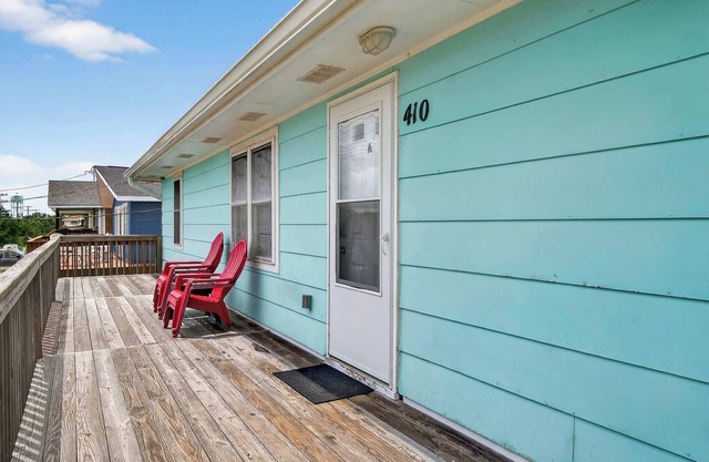 Bright & Relaxing 4BR Retreat, South Topsail