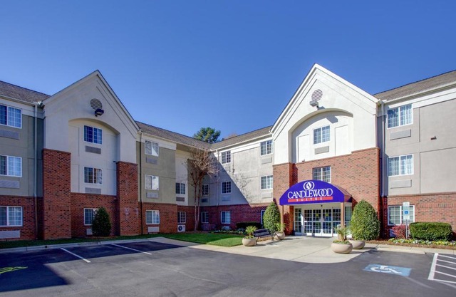 Candlewood Crabtree Ihg Hotel 
