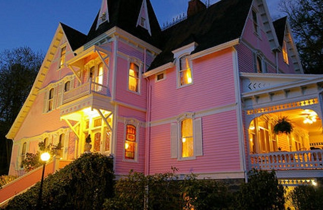 Cedar Crest Inn