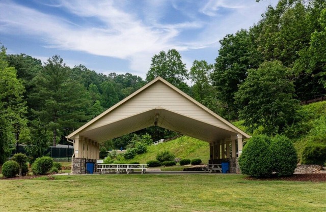 Club Wyndham Resort at Fairfield Mountains, North Carolina, 1 Bedroom Suite