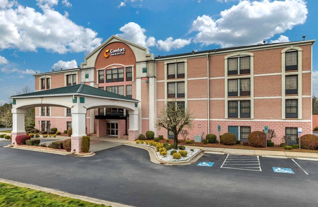 Comfort Inn & Suites Lake Norman