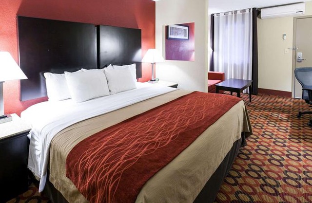Comfort Inn & Suites Statesville
