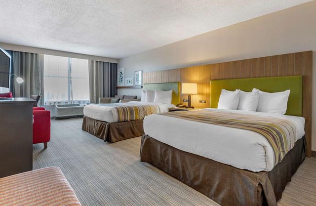 Country Inn & Suites by Radisson Lumberton NC
