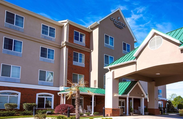 Country Inn & Suites by Radisson, Wilson, NC