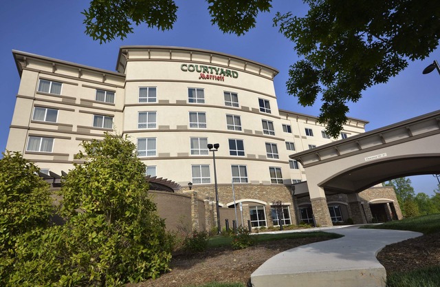 Courtyard by Marriott Asheville Airport