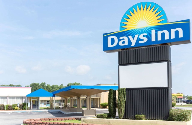 Days Inn by Wyndham Washington