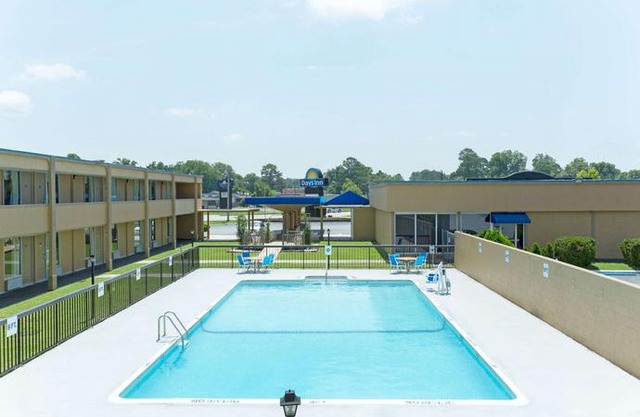 Days Inn by Wyndham Washington Washington
