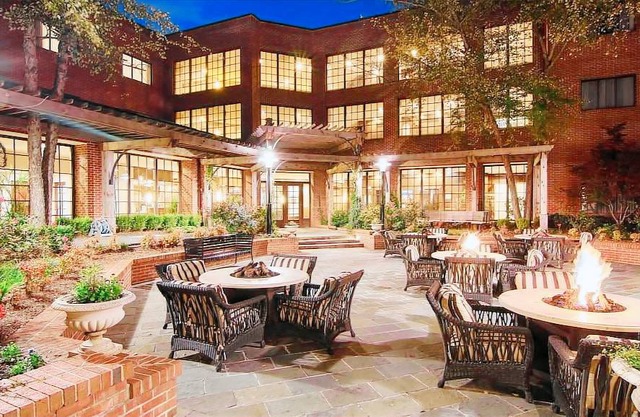 DoubleTree Suites by Hilton Charlotte/SouthPark