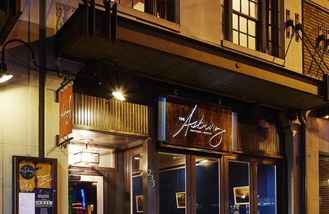 Dunhill Hotel