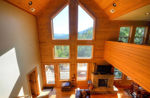Firefly - Free Estate Tours - Modern Luxury Cabin w/View - Motorcycles Welcome!
