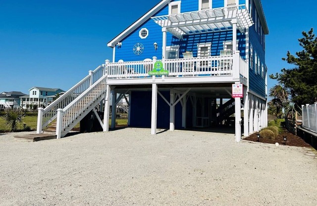 Heaven's Anchor - Great Canal Home with Floating Dock!