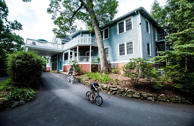 Highland Inn Resort Rock 