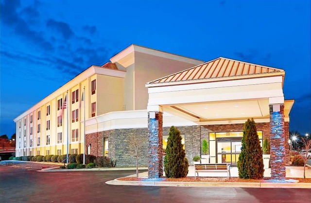 Holiday Inn Express Greensboro- (I-40 @ Wendover), an IHG Hotel