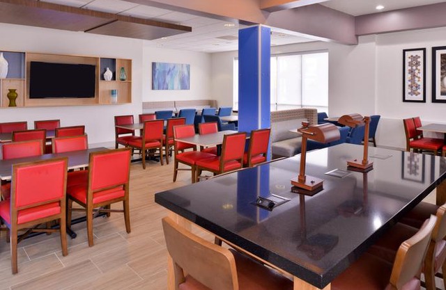 Holiday Inn Express Burlington