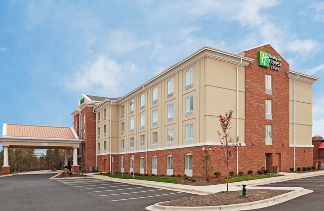 Holiday Inn Express Hotel & Suites Greensboro - Airport Area, an Ihg Hotel
