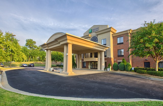 Holiday Inn Express Hotel & Suites Raleigh North - Wake Forest, an Ihg Hotel