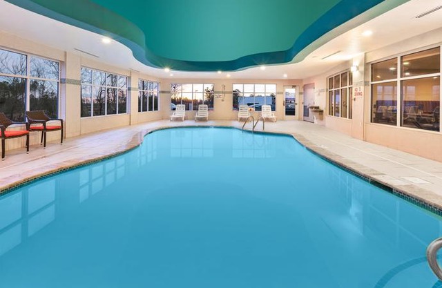 Holiday Inn Express & Suites Southport - Oak Island Area