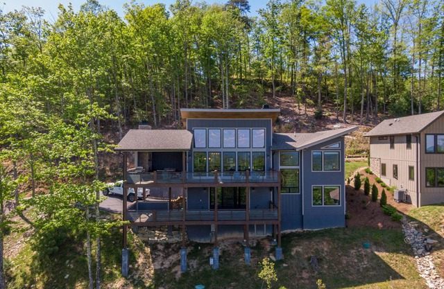 House ∙ 3 bedrooms ∙ 8 guests