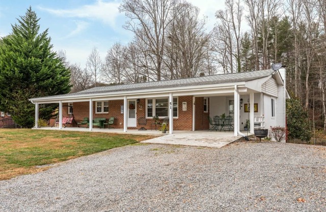 House ∙ 4 bedrooms ∙ 8 guests