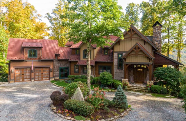 House ∙ 6 bedrooms ∙ 15 guests