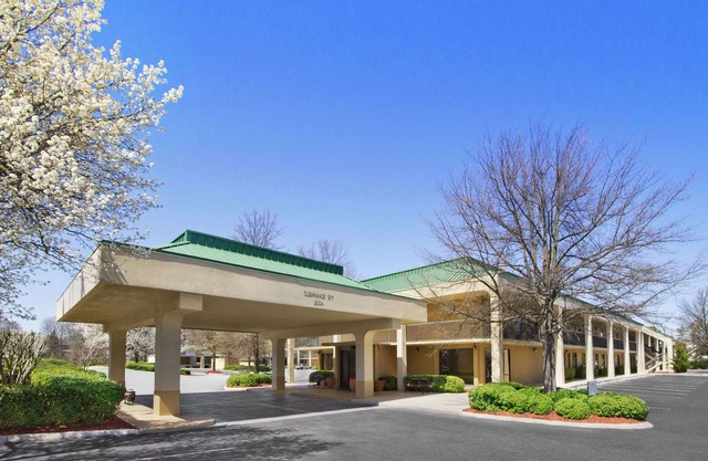 Howard Johnson 