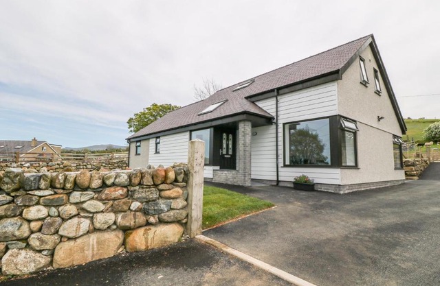 Llwyd Coed Canol Penygroes 