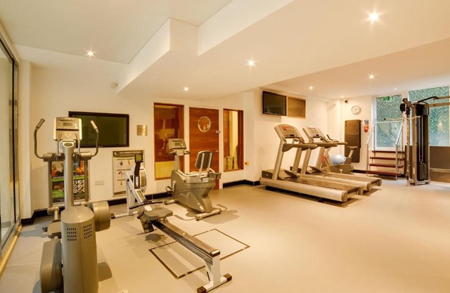 Lovely Apartment in London with Jacuzzi