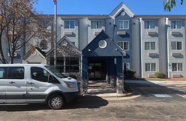 Microtel Inn 