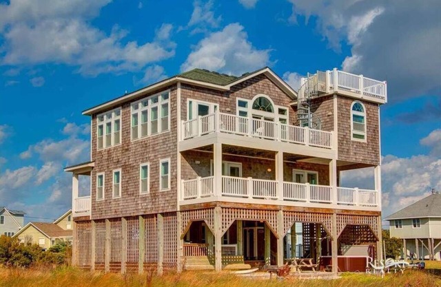 Canalfront Frisco 
