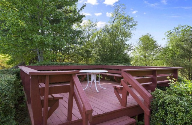 Ramada by Wyndham Asheville Southeast