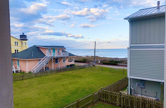 "Sunseeker Inn" suite 5