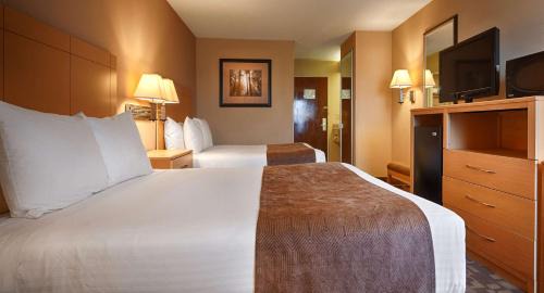 Surestay Hotel 
