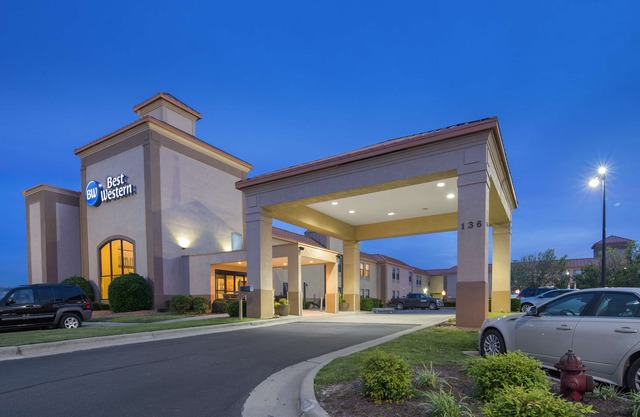 SureStay Plus Hotel by Best Western Roanoke Rapids I-95