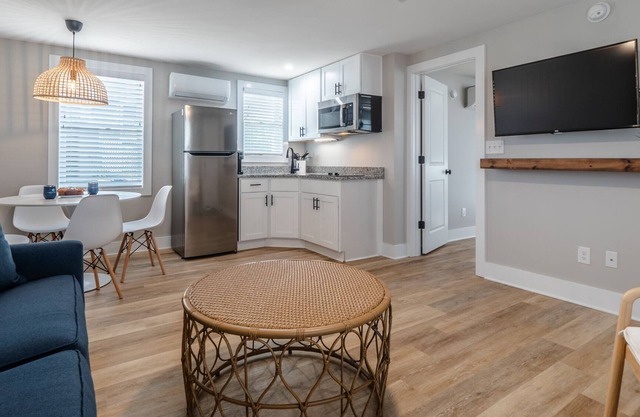 The Beach House at Oak Island 102: 1BR Apartment King + QSS