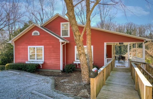 The Haven - Charming Tryon house - A haven from everyday life!