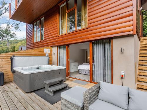 Waterside Lodge 