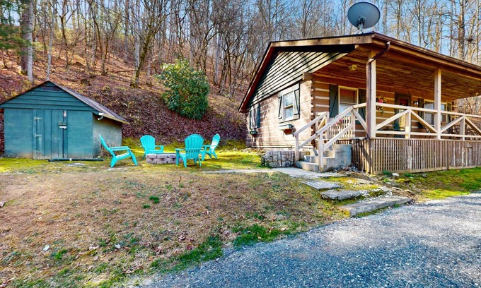 Qualla Cabin | 102 m² Cabin ∙ 2 bedrooms ∙ 4 guests